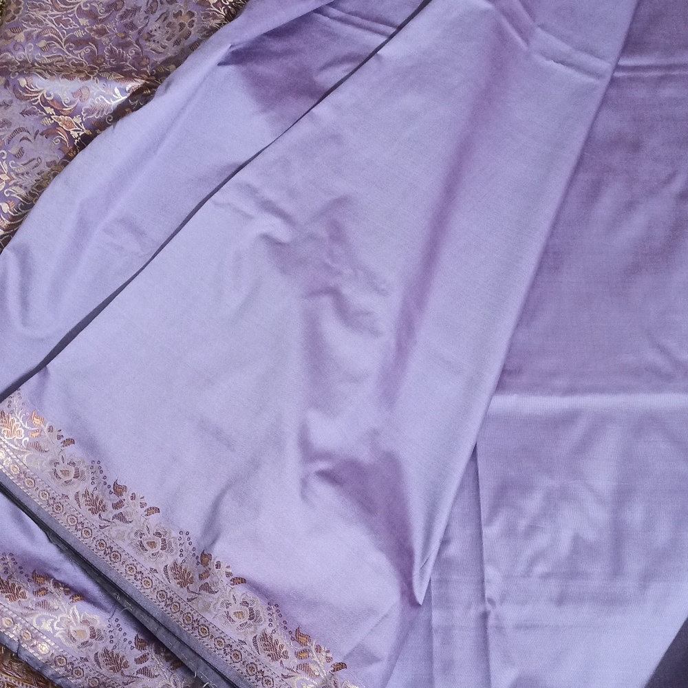 Silk Saree - Picture 5 of 17